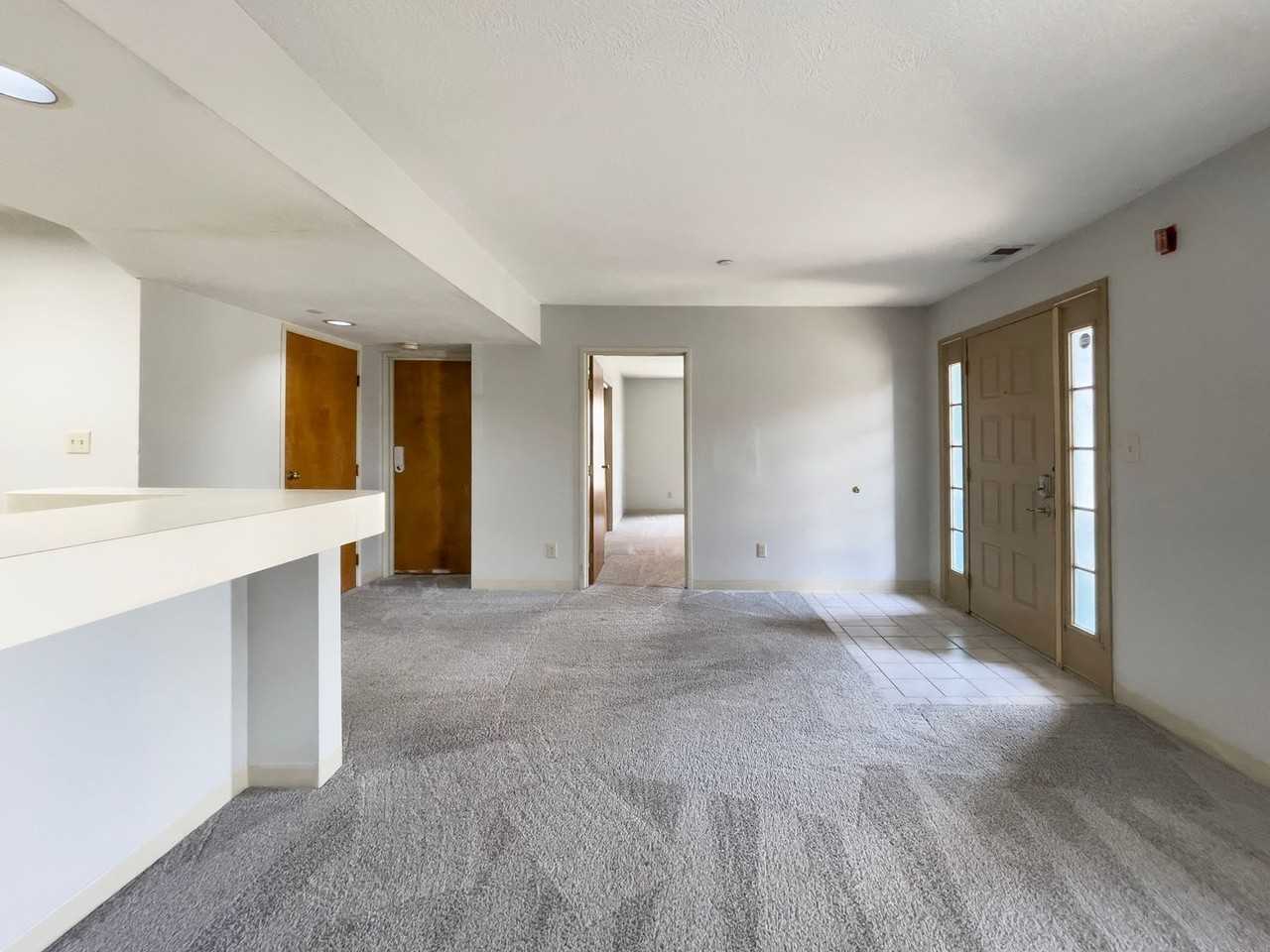 519 N Dill St #2 - Photo 5 of 13