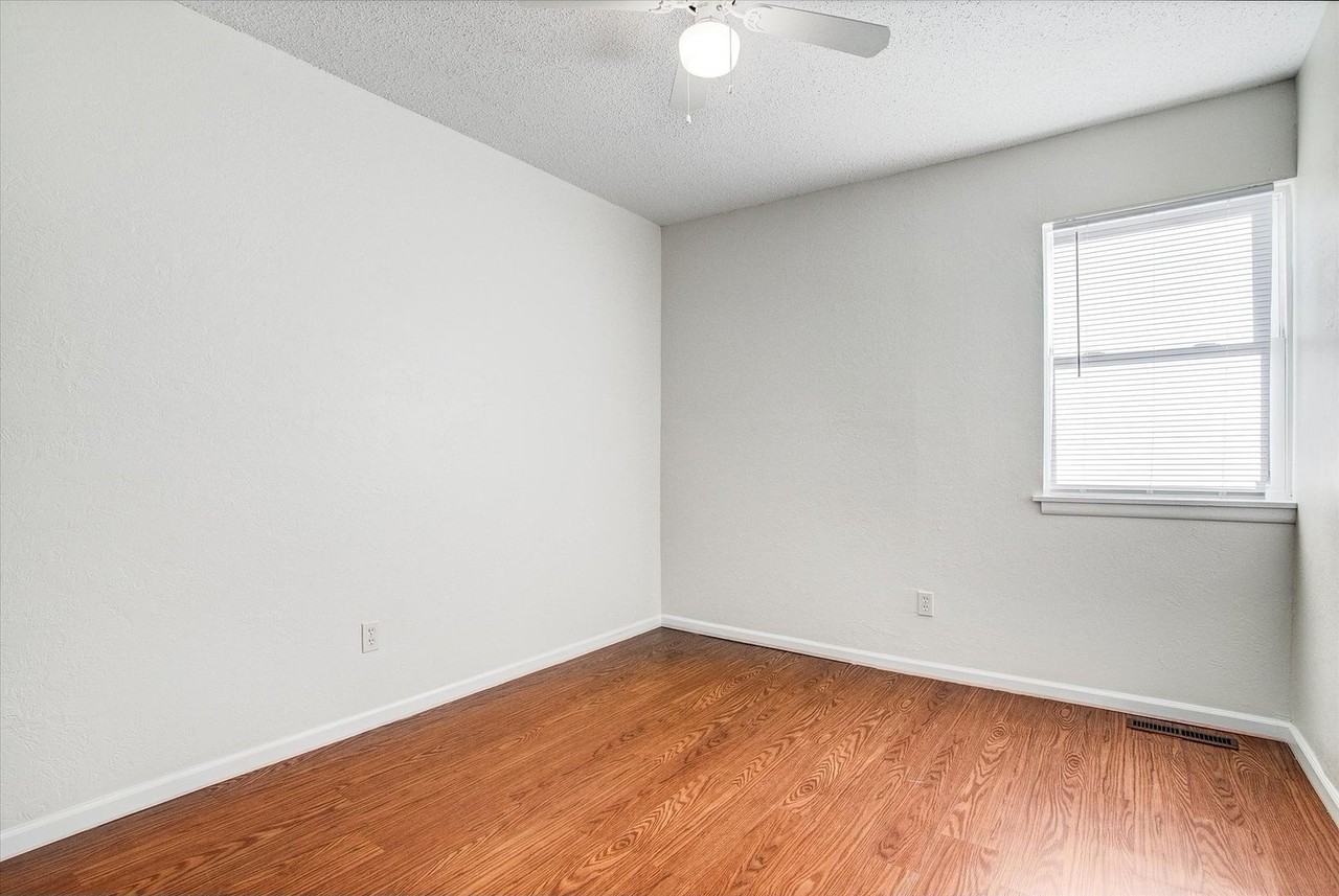 3309 Bridge Manor Dr - Photo 2 of 30