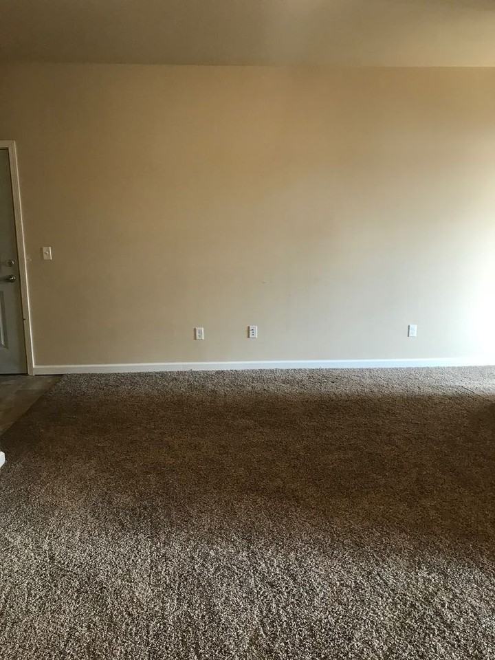 141 Calhoun Lane - Photo 2 of 5