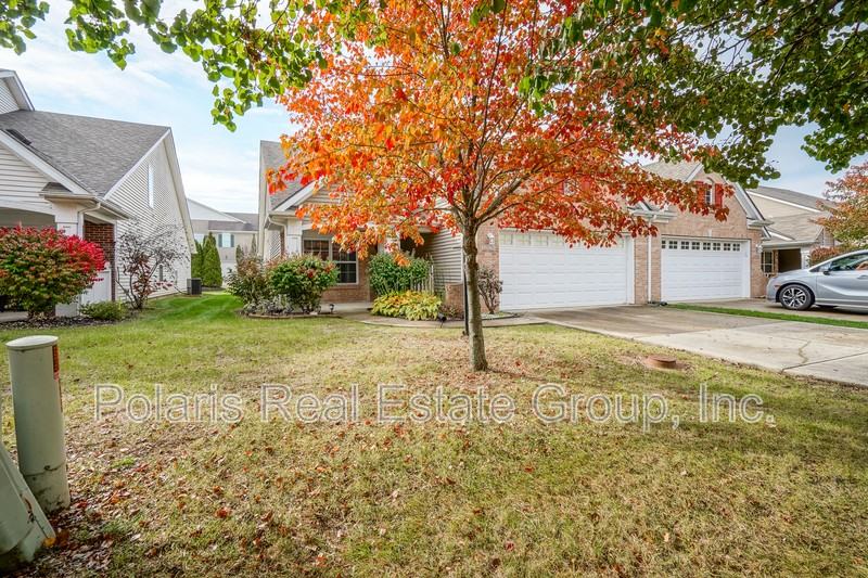 12179 Black Hills Dr - Photo 2 of 34