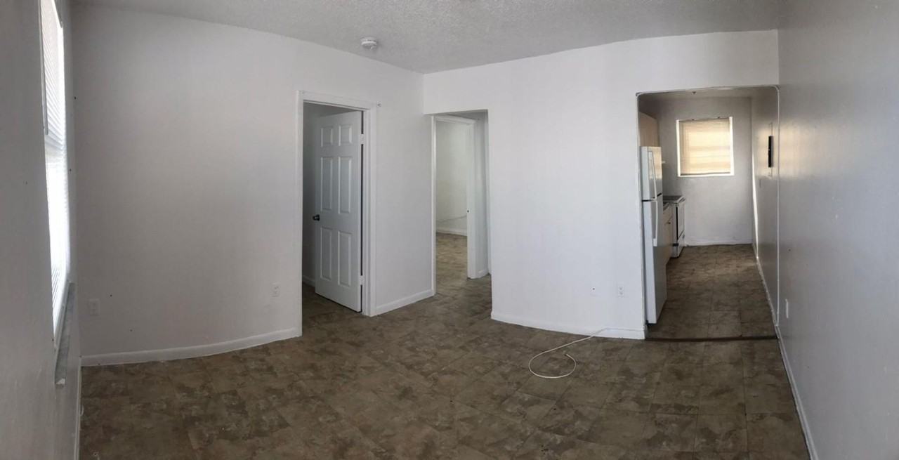 1805 Nw 2nd Ct - Photo 2 of 12