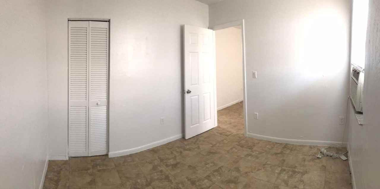 1805 Nw 2nd Ct - Photo 5 of 12