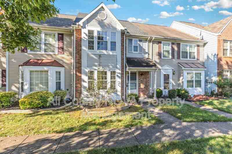 6044 Sirenia Pl - Photo 2 of 38