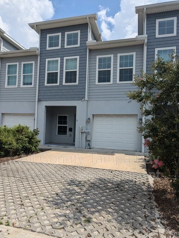 3802 W Elrod Ave #3 - Photo 2 of 33