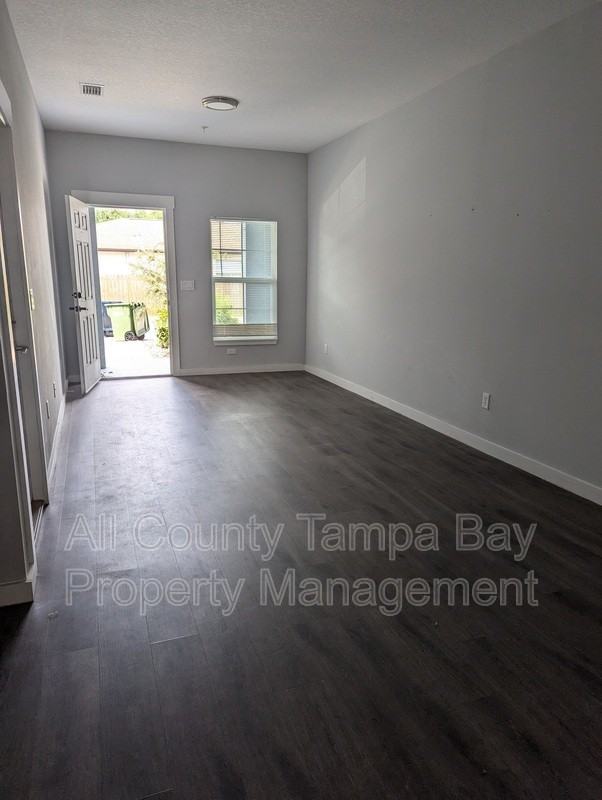 3802 W Elrod Ave #3 - Photo 4 of 33