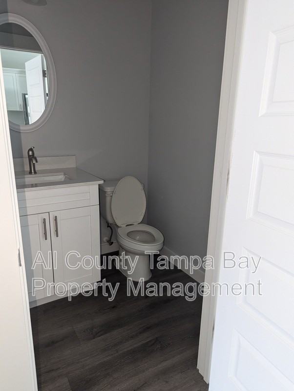 3802 W Elrod Ave #3 - Photo 6 of 33