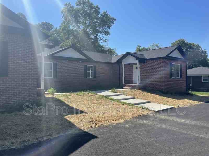 1128 Slaters Creek Rd ***Coming Soon**** #A - Photo 2 of 16