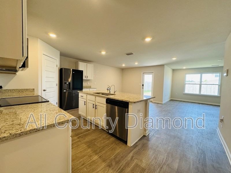 120 Tiller Dr - Photo 4 of 20