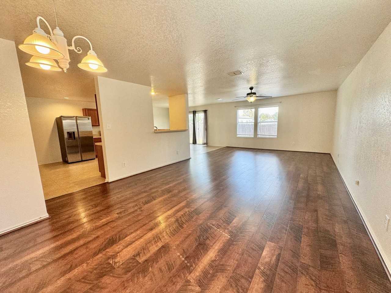 4406 Waldon Pond - Photo 4 of 43