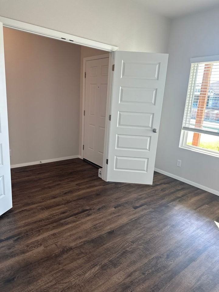 1204 E Gary St - Photo 6 of 21