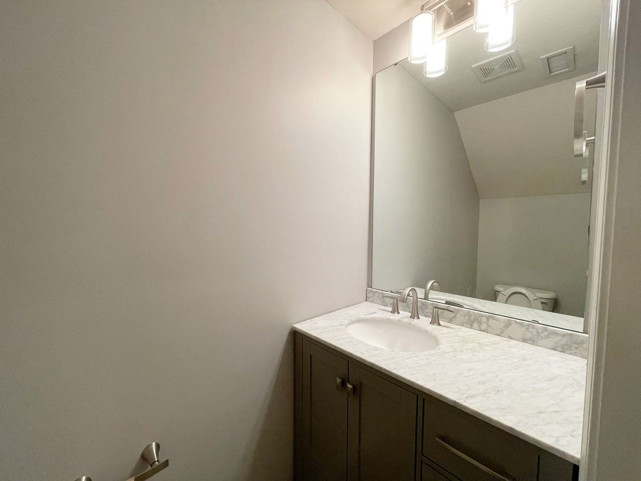 2947 Castleberry Ct - Photo 4 of 19