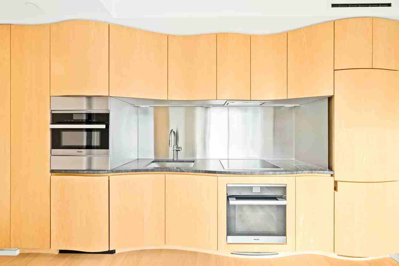 1568 Alberni Street #1500 - Photo 6 of 24