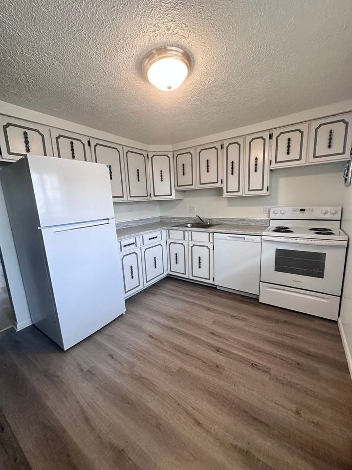 450 Market St #25 - Photo 4 of 16