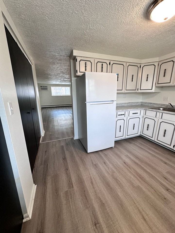450 Market St #25 - Photo 5 of 16