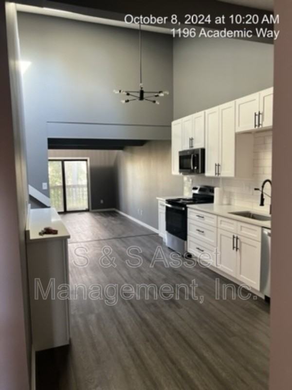 1200 Academic Way - Photo 2 of 9