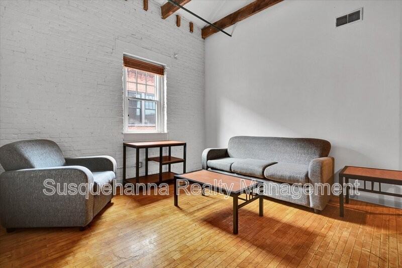 602 N Charlotte St #301 - Photo 2 of 22