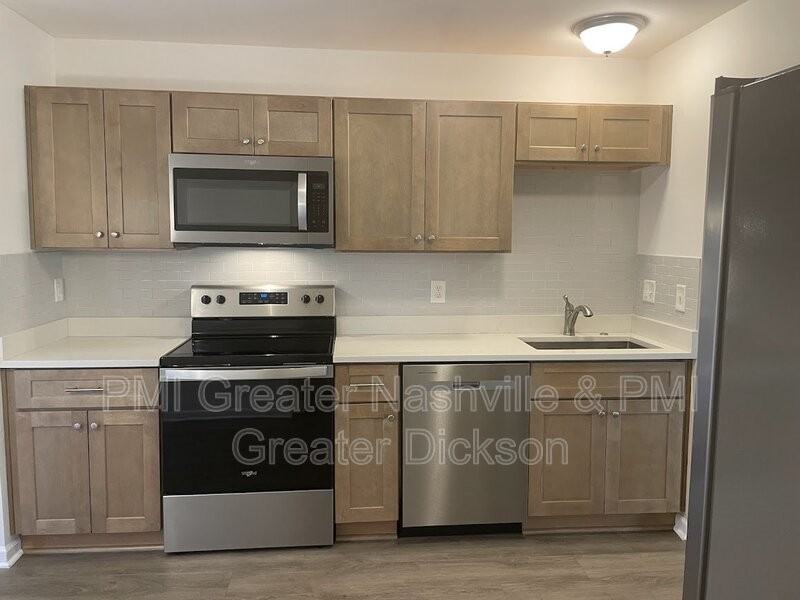 7220 Rosemary Ct - Photo 2 of 24