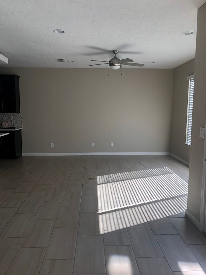 4115 Sumac Dr Nw - Photo 3 of 19
