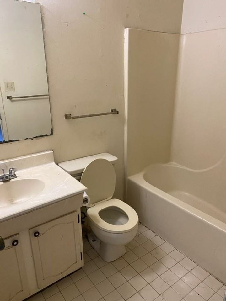 1 Hidden Valley Dr - Photo 2 of 12