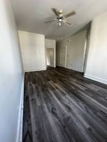 356 N Queen St - Photo 1 of 1