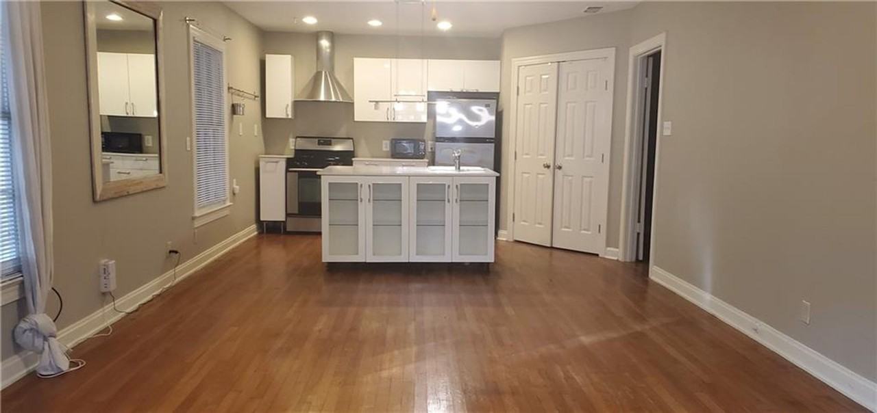 406 E Monroe St #A - Photo 5 of 10