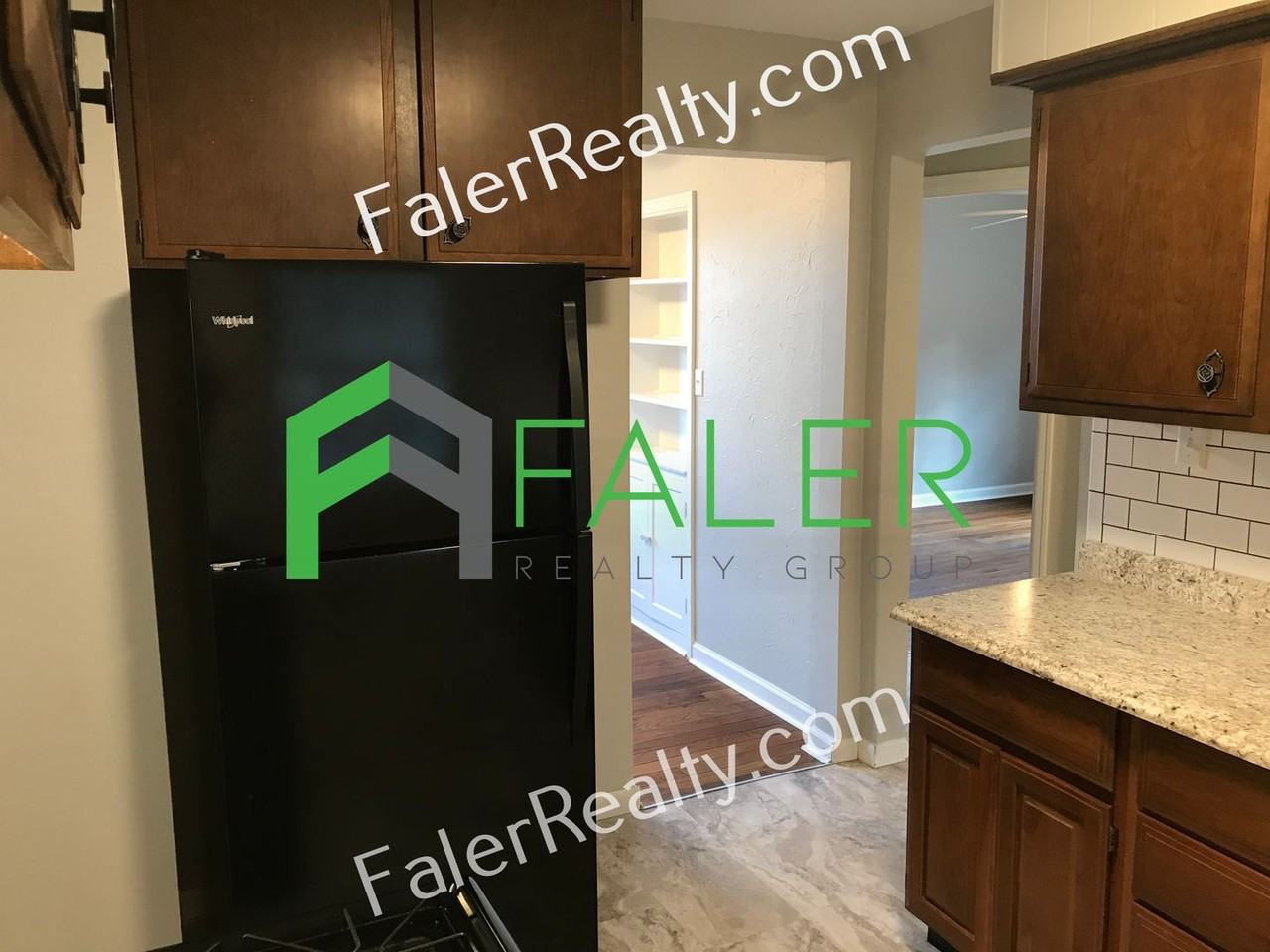 336 E Dorothy Ln - Photo 5 of 12