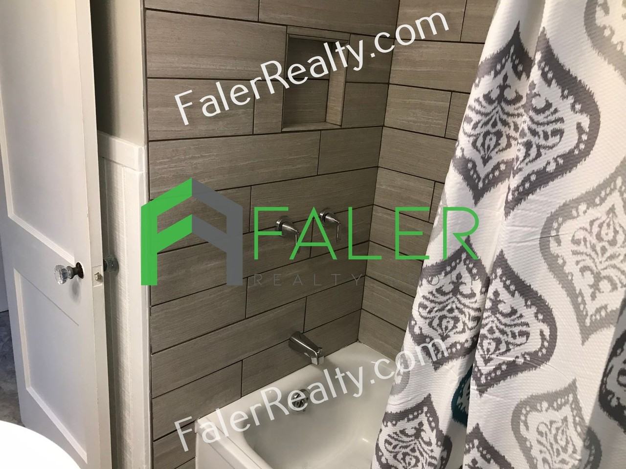 336 E Dorothy Ln - Photo 7 of 12