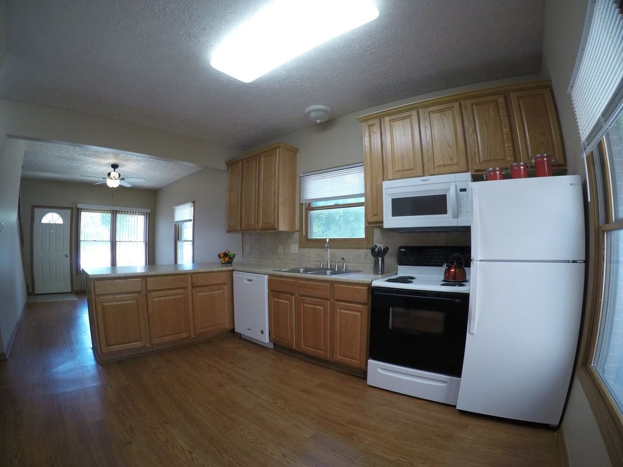 302-310 N Chauncey Ave. - Photo 5 of 17