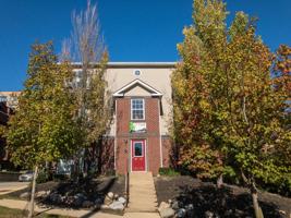 featured image of 140 S Salisbury St