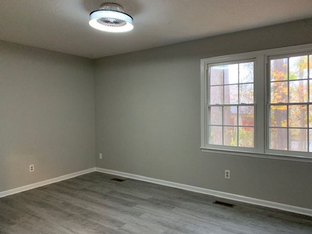 920 Jason Ct - Photo 7 of 9