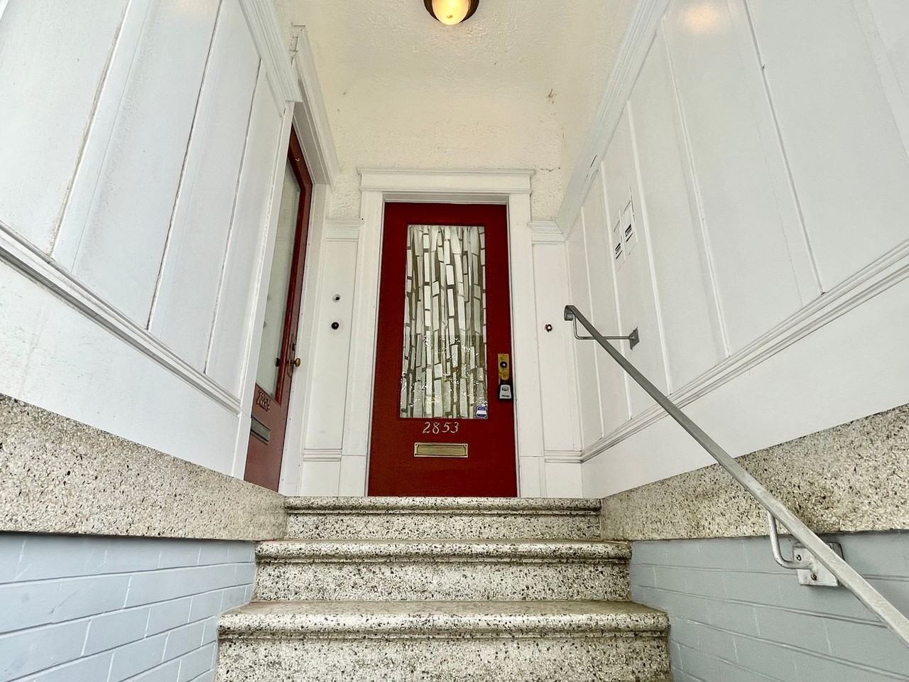 2853 Golden Gate Ave - Photo 2 of 28