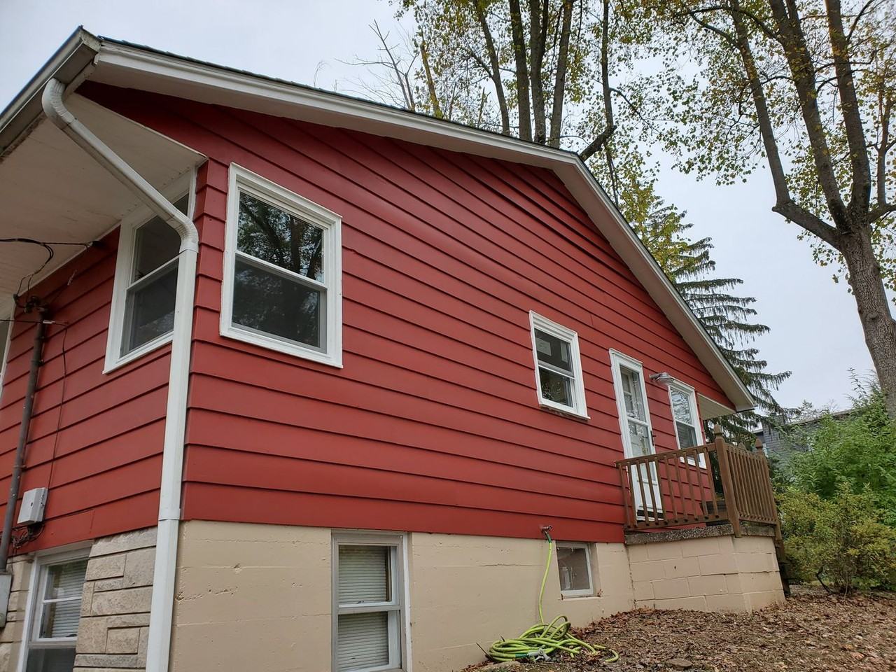 501 S Swain Ave - Photo 7 of 43