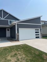 featured image of 833 Grindstone Cir