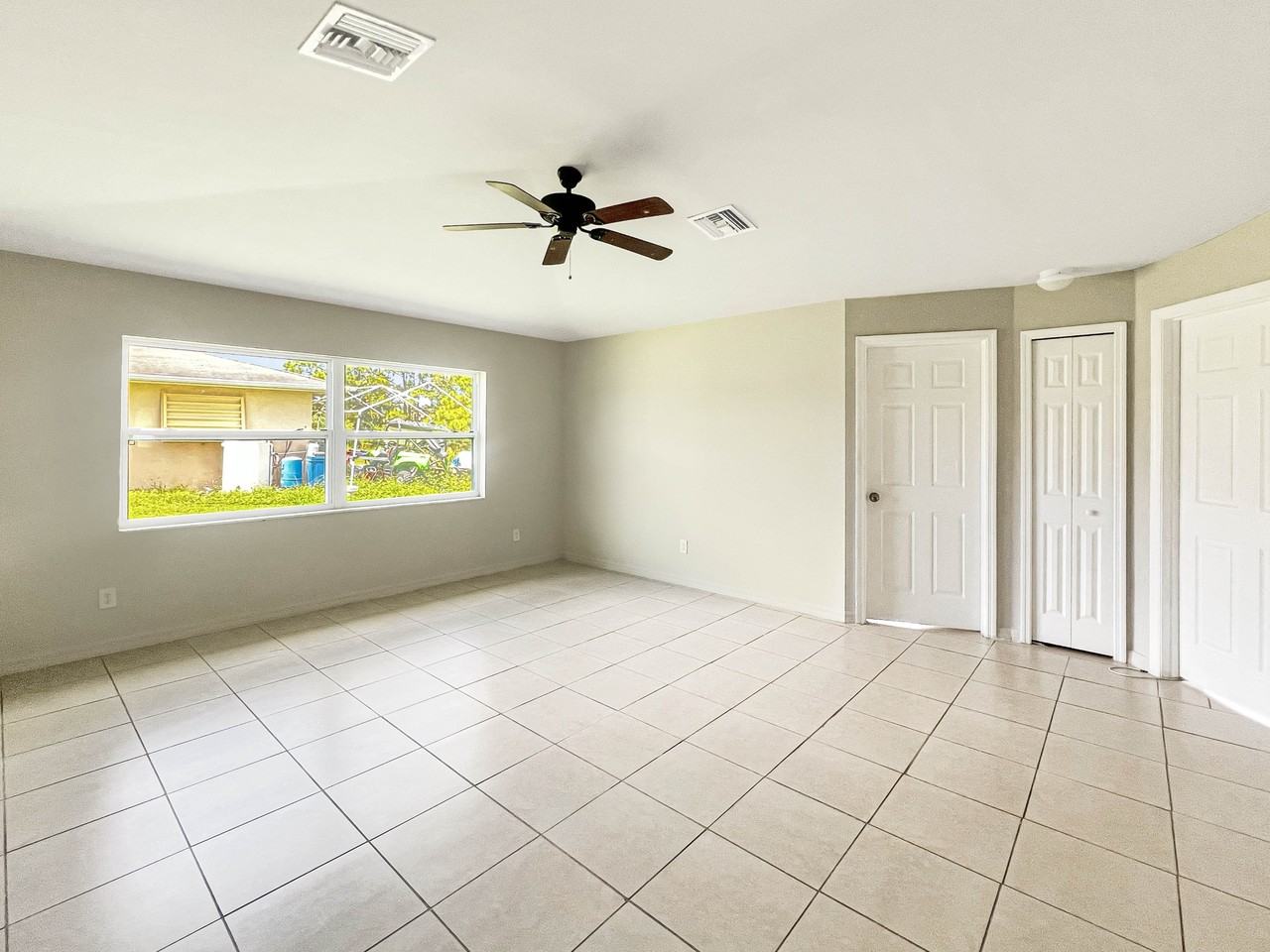 4440 26th Street Southwest - Photo 3 of 17