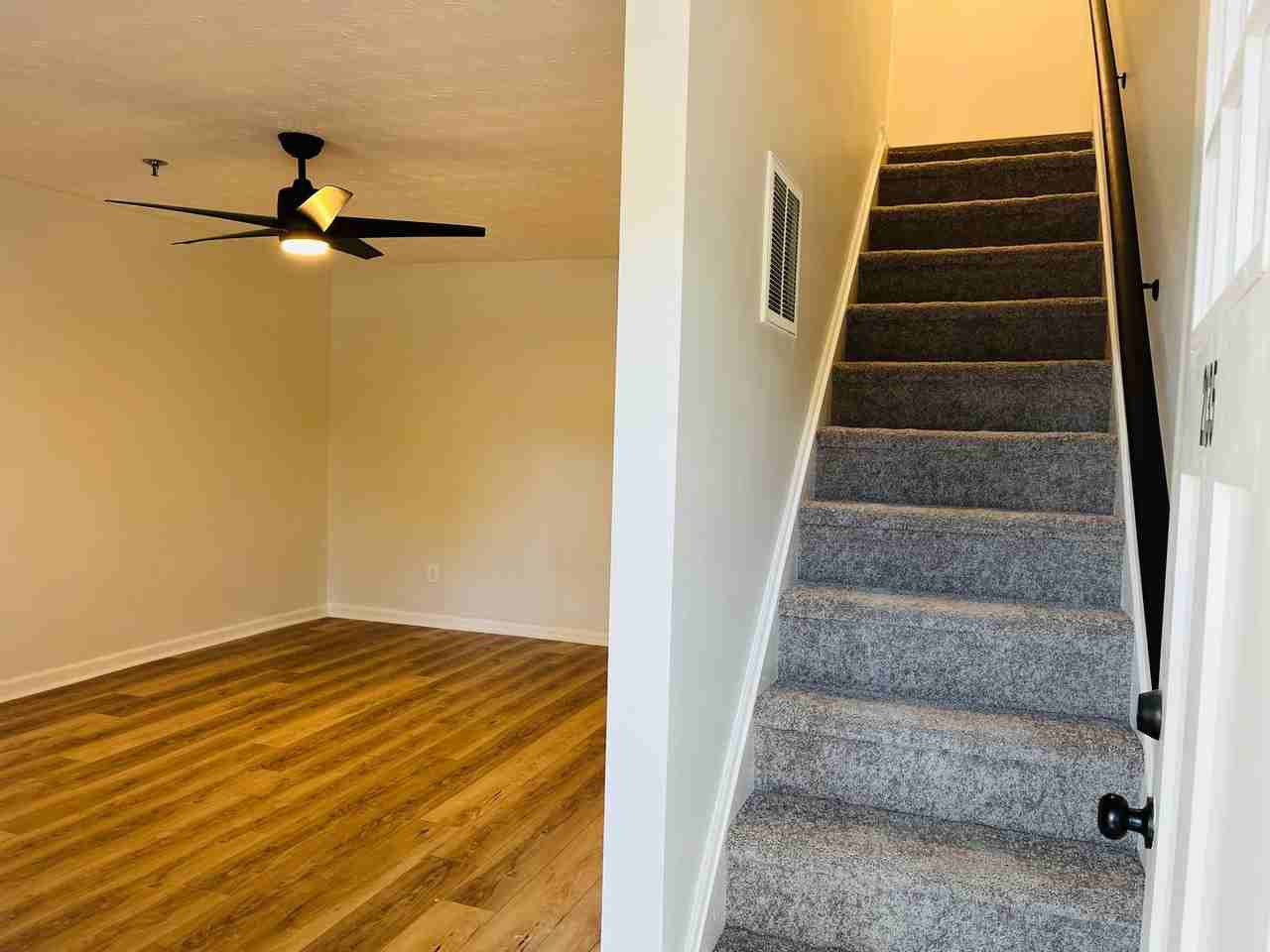 2135 Thompson Ave SE - Photo 3 of 23