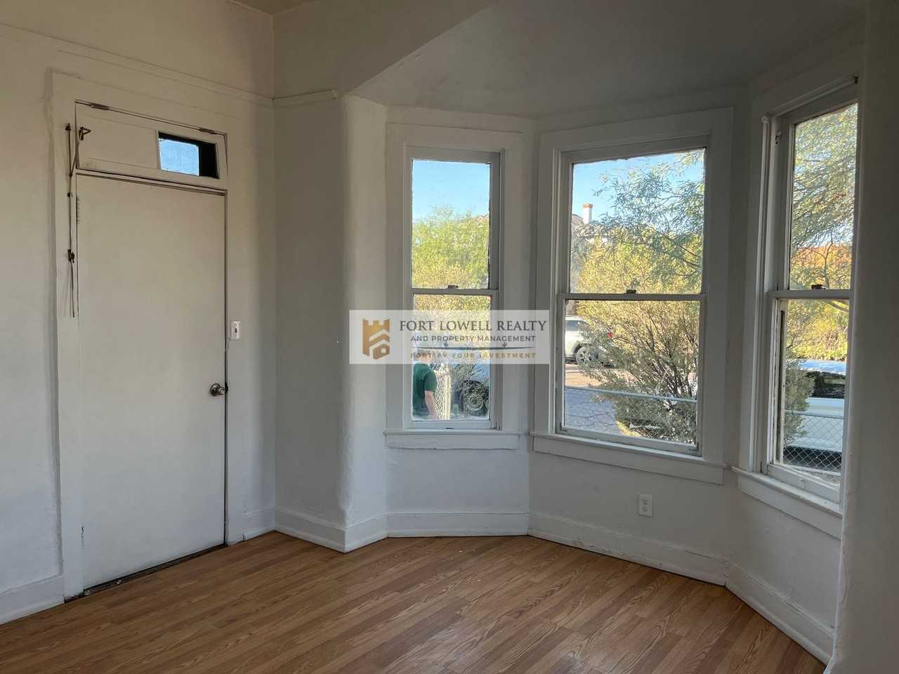 226 N 1st Ave - Photo 2 of 13