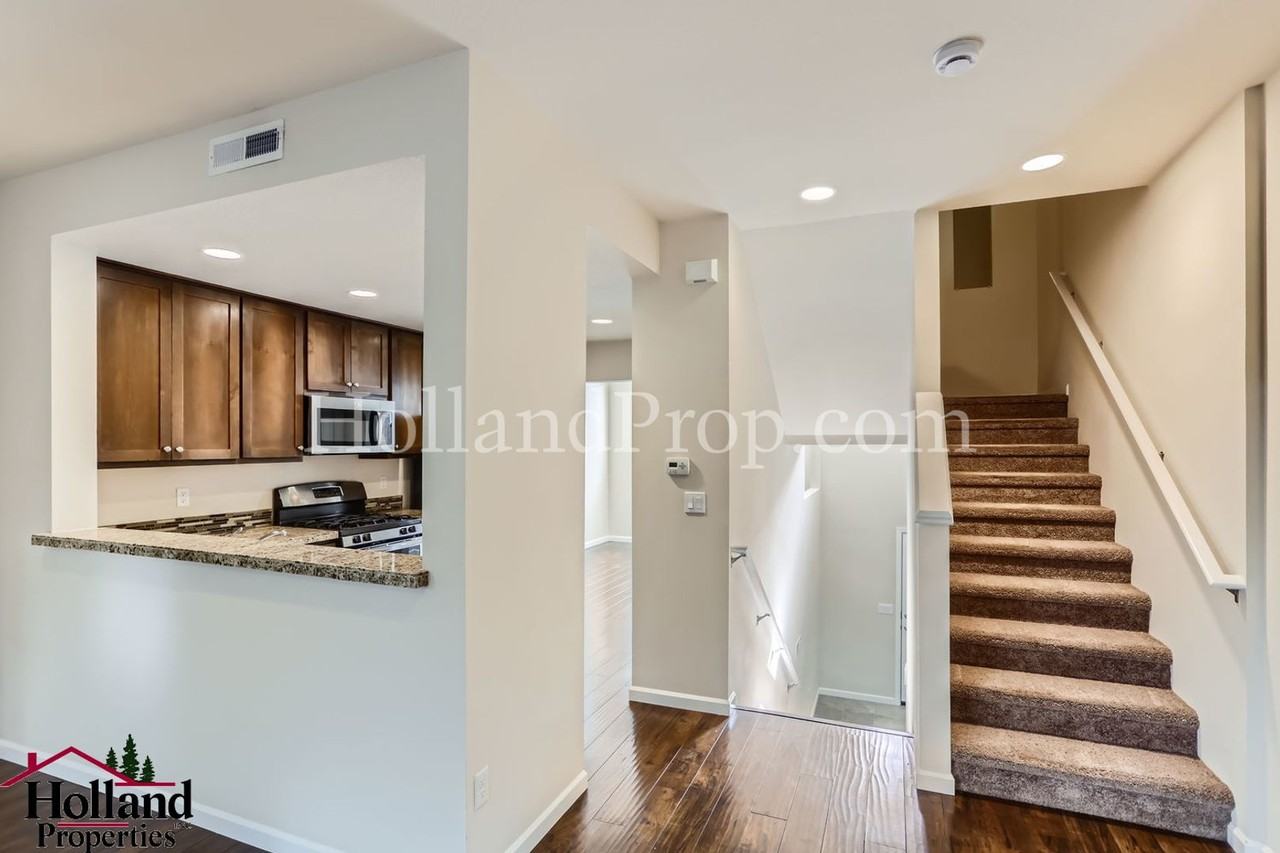 10597 Ne Avery Way - Photo 6 of 29