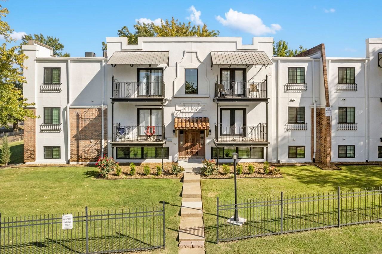 Vineyards on Garland Apartments - Photo 6 of 50