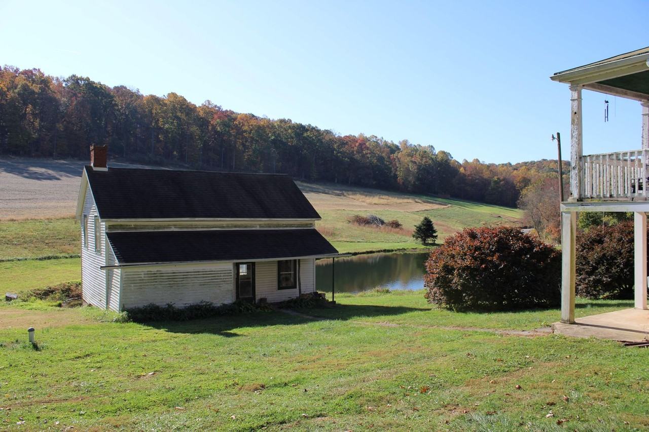 4203 Myers Rd - Photo 2 of 24