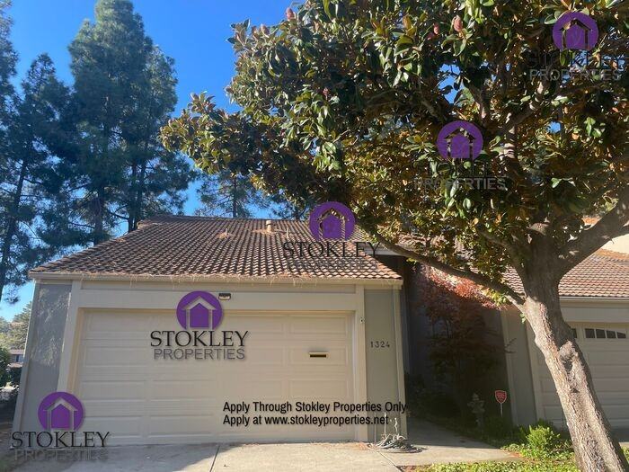 1324 Corte De Los Vecinos - Photo 2 of 26