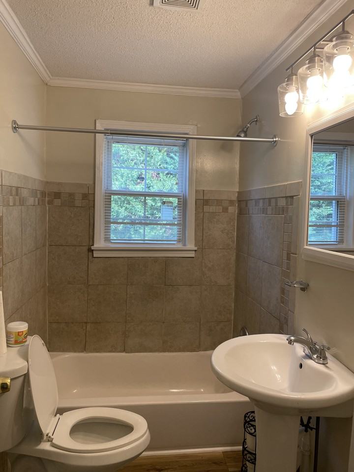2103 Burins Dr #NA - Photo 5 of 8