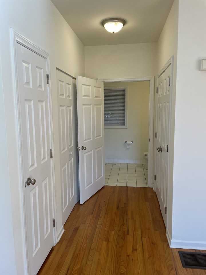 15 Washington St #1 - Photo 6 of 9