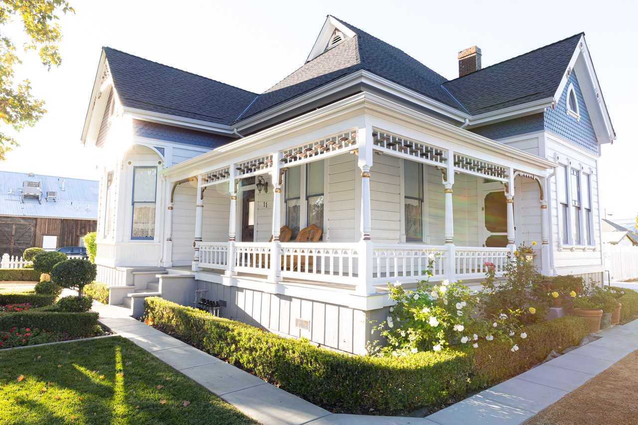 11 E Main St #NA - Photo 3 of 25