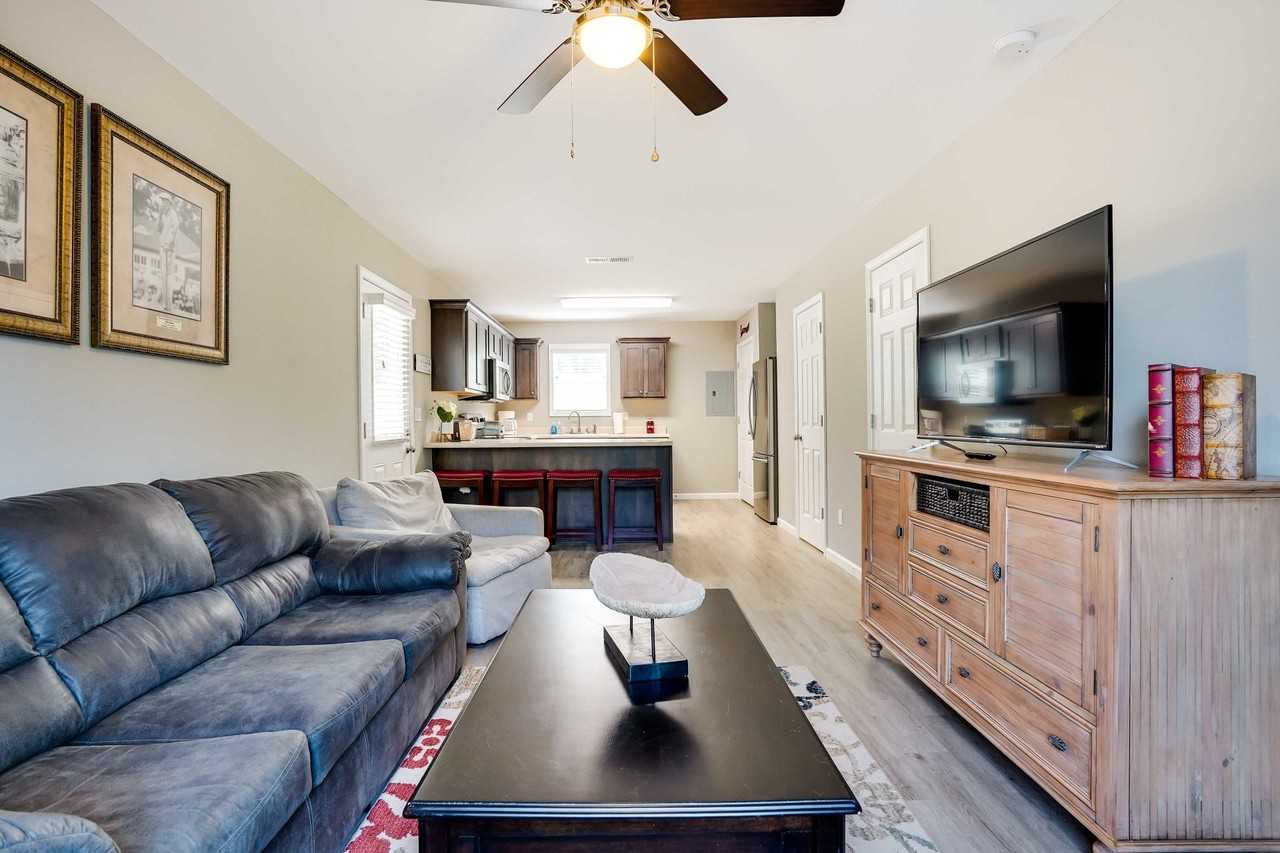 25 Angler Road #25B - Photo 5 of 8