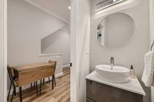 4332 Falls Rd #NA - Photo 4 of 22