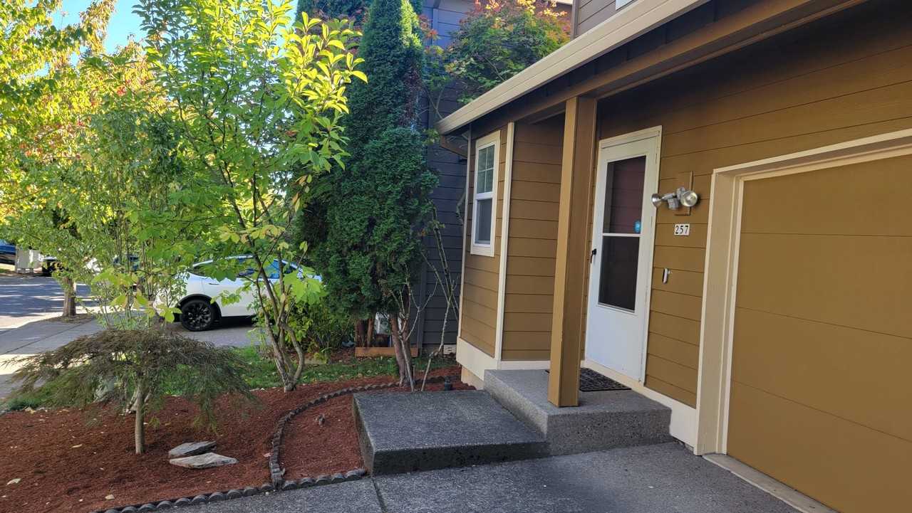 257 Nw 208th Ave #NA - Photo 2 of 26