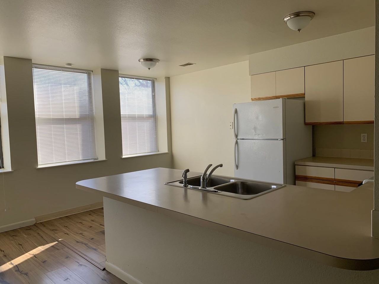 Washington Square - Photo 4 of 10