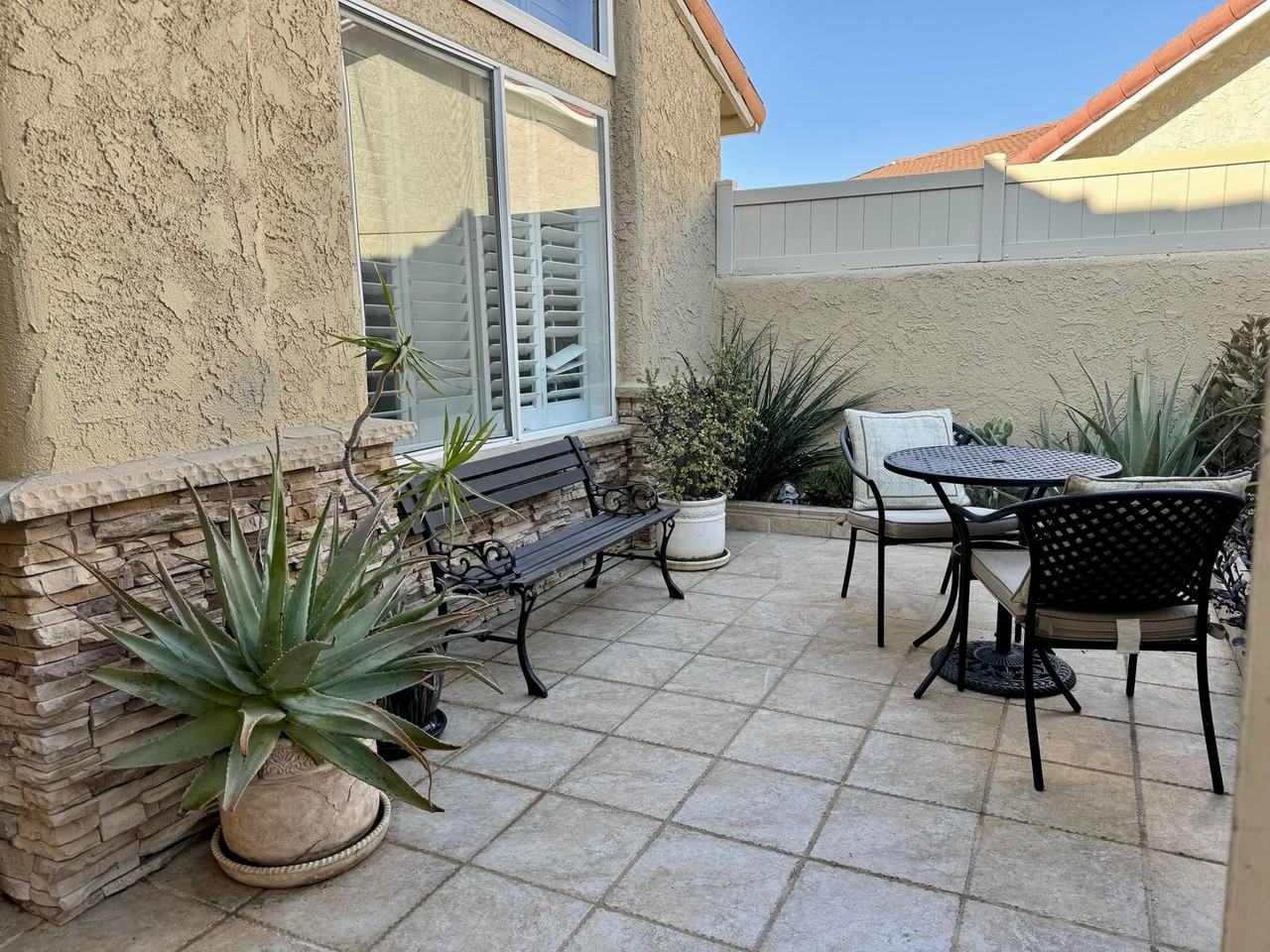 3027 Oakwood Ln - Photo 3 of 50