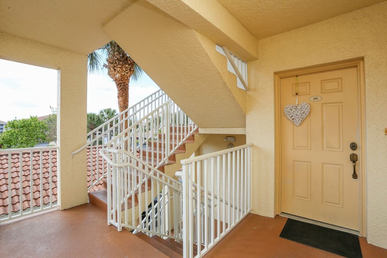 7819 Regal Heron Cir #201 - Photo 5 of 39