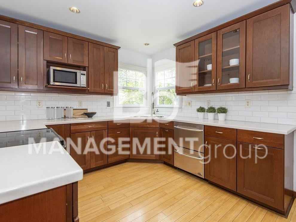 6900 N Commercial Ave - Photo 6 of 26